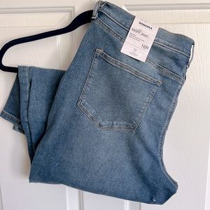 8Zπ High rise Mom Jean